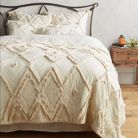 NEW Anthropologie Aldalora Tufted Euro Sham - Picture 2 of 5